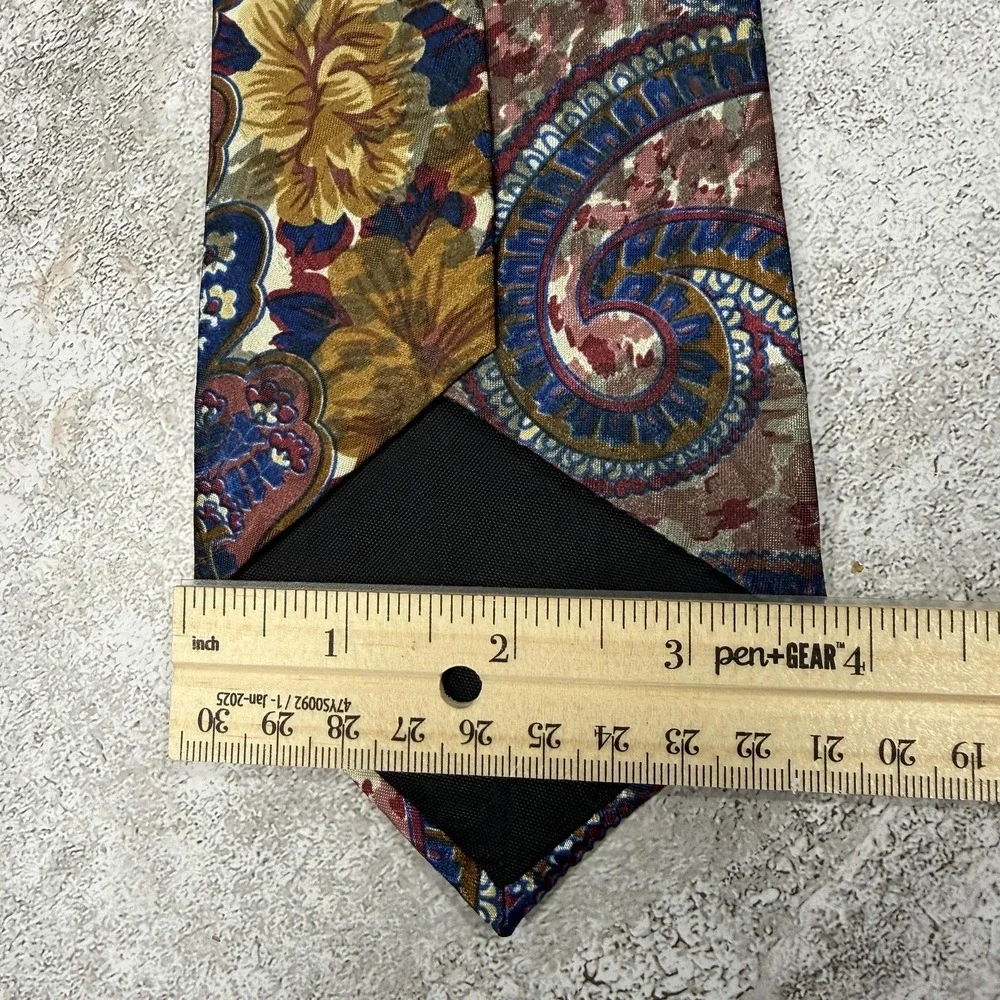 Surrey Tie Mens One Size Multicolor Paisley Polyester‎ Satin Made In USA Necktie